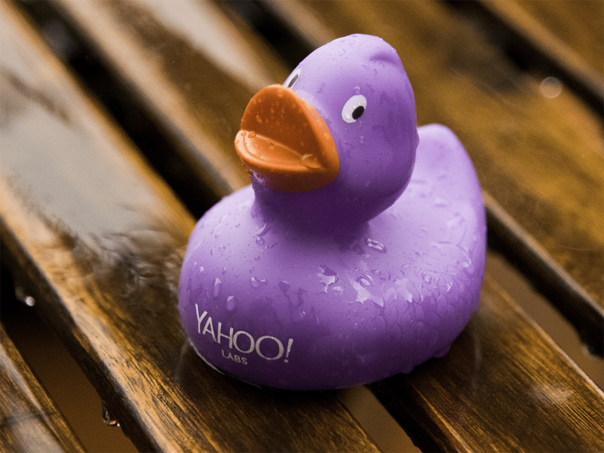 Yahoo! Duck (WWW-2015)